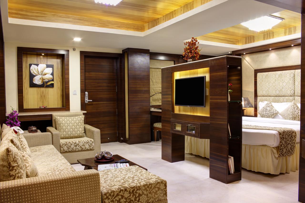 Golden Gate Hotel Индор Екстериор снимка