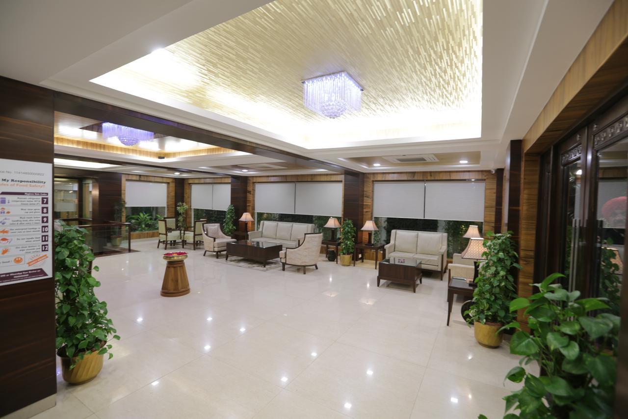Golden Gate Hotel Индор Екстериор снимка