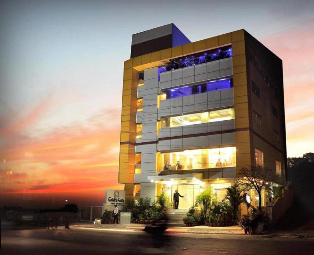 Golden Gate Hotel Индор Екстериор снимка